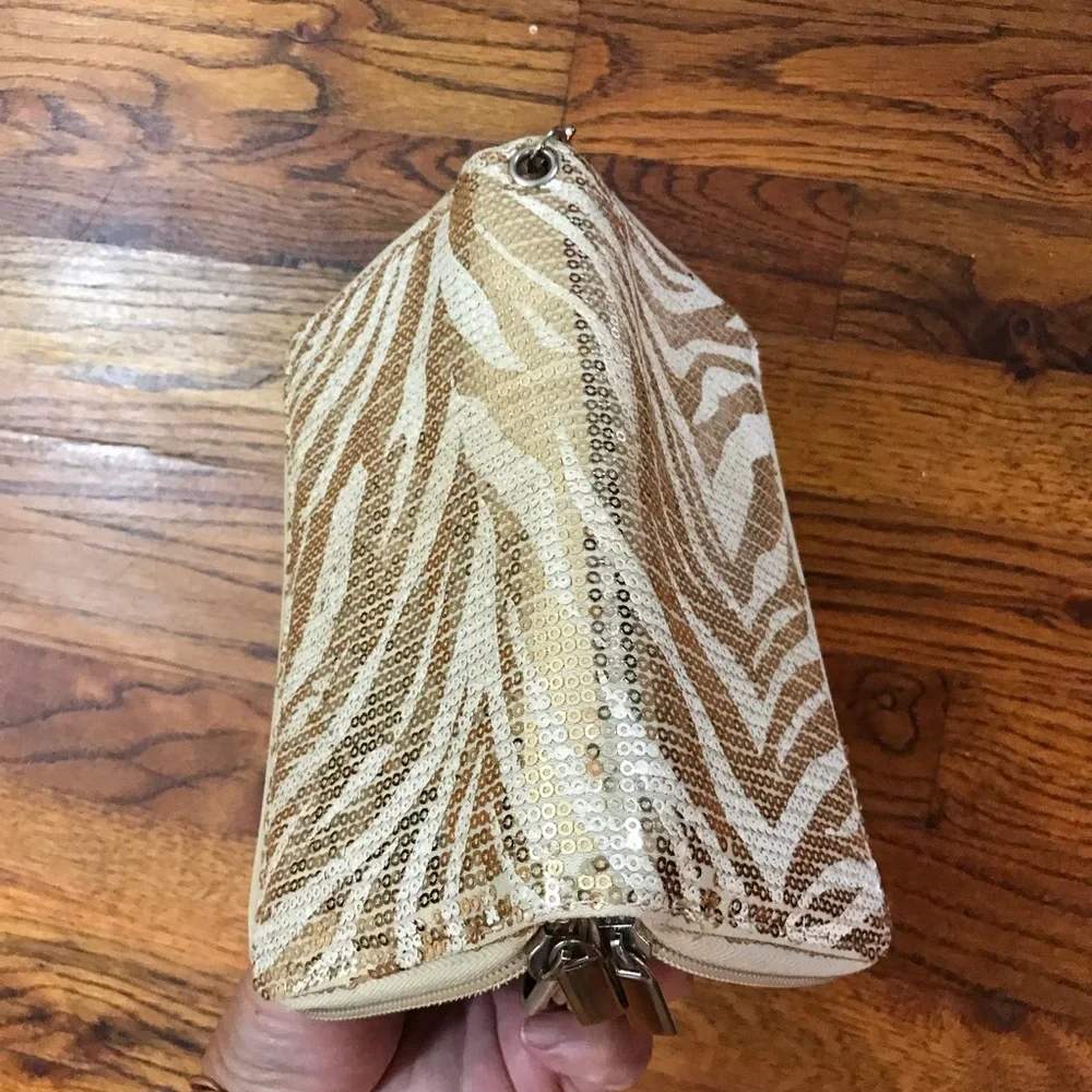 Ladies Gold & Cream Color Sequin Clutch Wallet Handbag Carry All Purse Credit C…